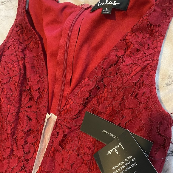 NWT Lulu’s Everly Wine Red Lace Maxi Dress - Picture 6 of 6